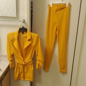 FREE W/ ANY $7 PURCHASE SHEIN Mustard Yellow Blazer And Pant Set